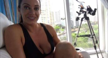 Annesi Spor Yaparken Tahrik Oluyor